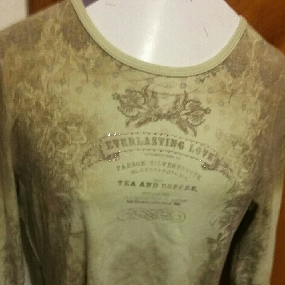 Printed grommeted detailed  top vintage look