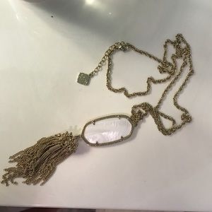 Kendra Scott necklace