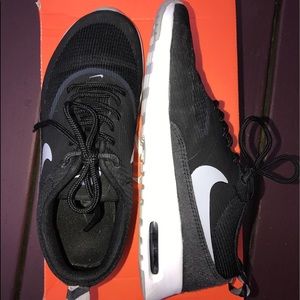 Air Max Thea