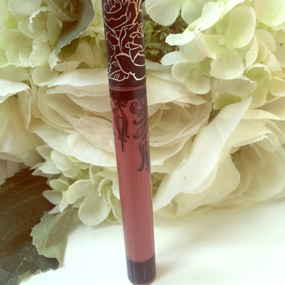 LOLITA - Kat Von D Everlasting Liquid Lipstick