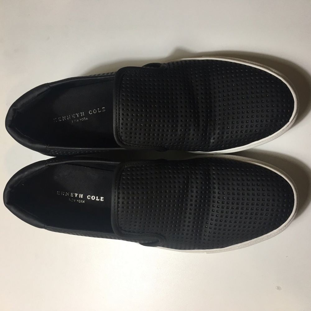 Kenneth Cole Slip On Sneakers