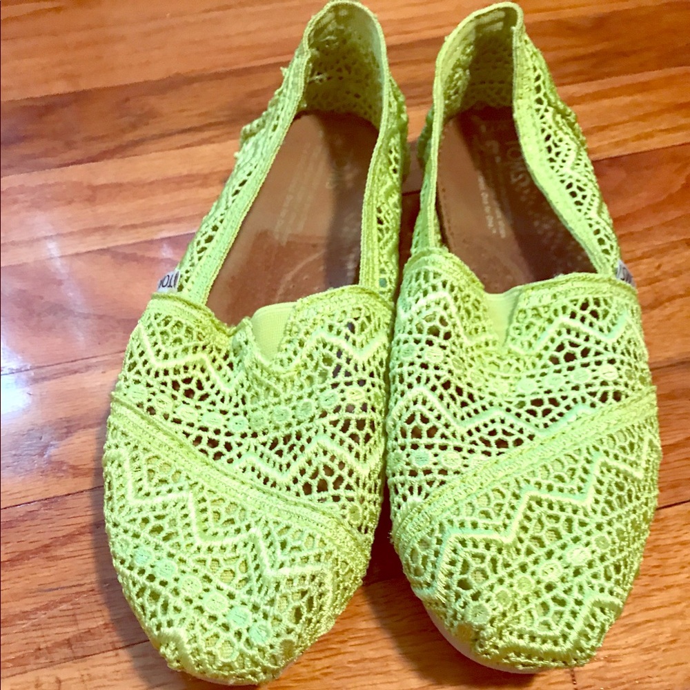 Toms shoes size 7.5