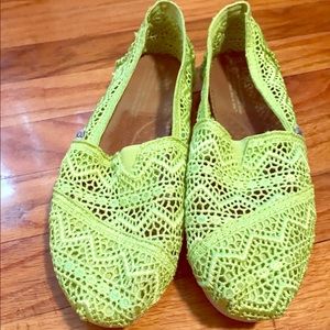 Toms shoes size 7.5