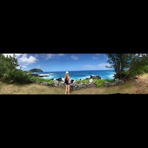 Meet your Posher, Laura