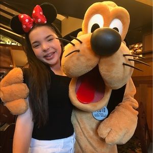 Meet your Posher, Emma