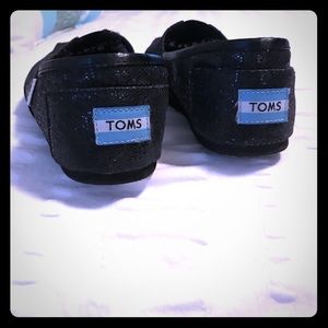 VGUC Black with "sparkle". Size 7,5