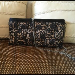 Harvey's Original Seatbelt Bag Lacey Clutch