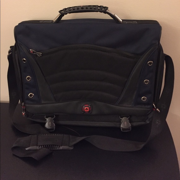 67 off Swissgear Handbags Swissgear by Wenger Swiss Army Laptop Bag