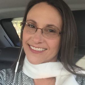 Meet your Posher, Dana