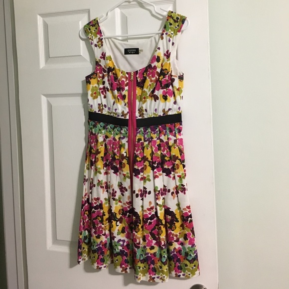 Guess Dress - Picture 2 of 5