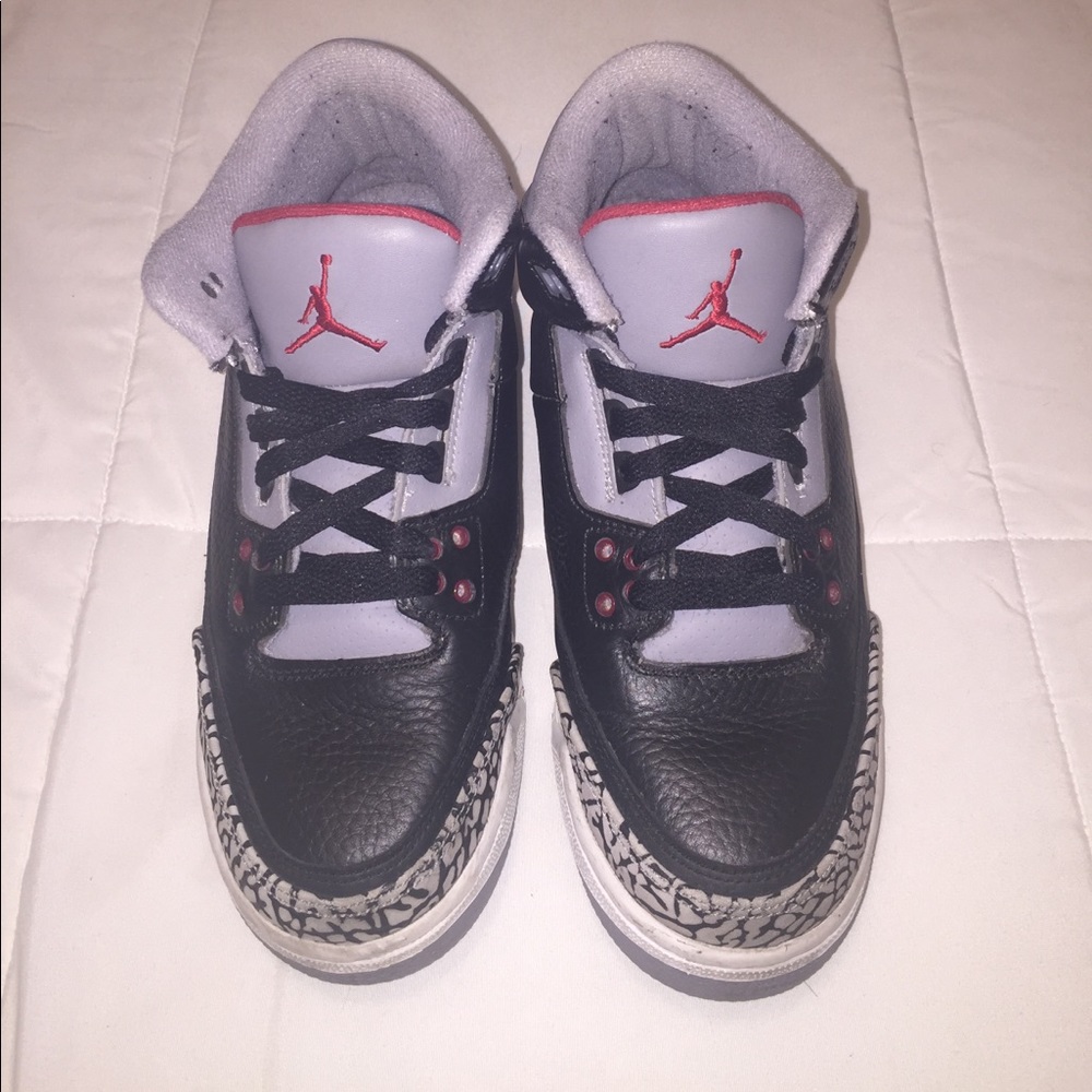 "Black Cement" Retro 3 Jordan's