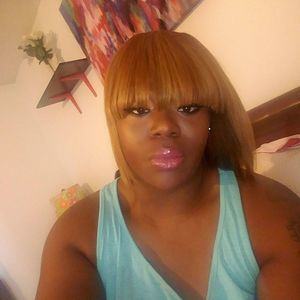 Meet your Posher, Author