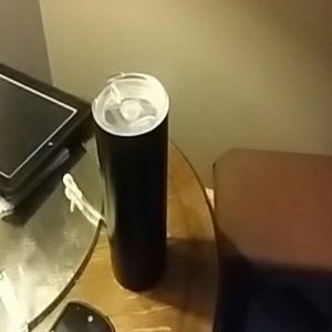 Meet your Posher, Emanuel