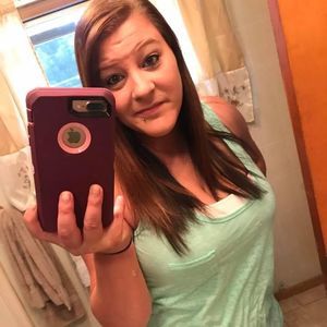 Meet your Posher, Danni