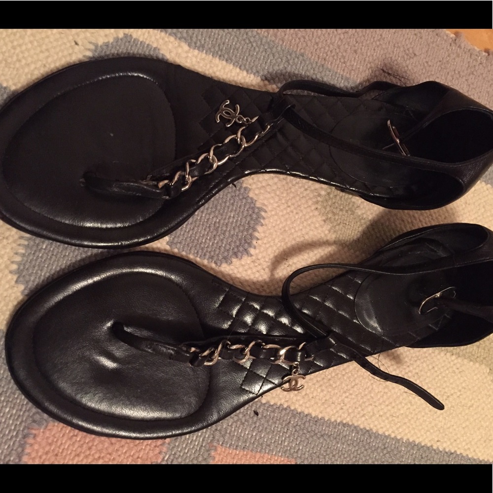 Chanel sandals - Picture 1 of 4