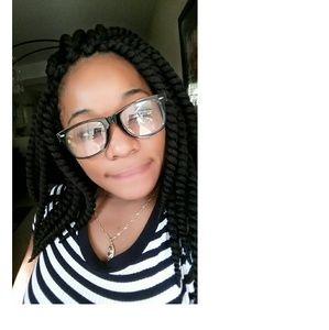 Meet your Posher, Marline02