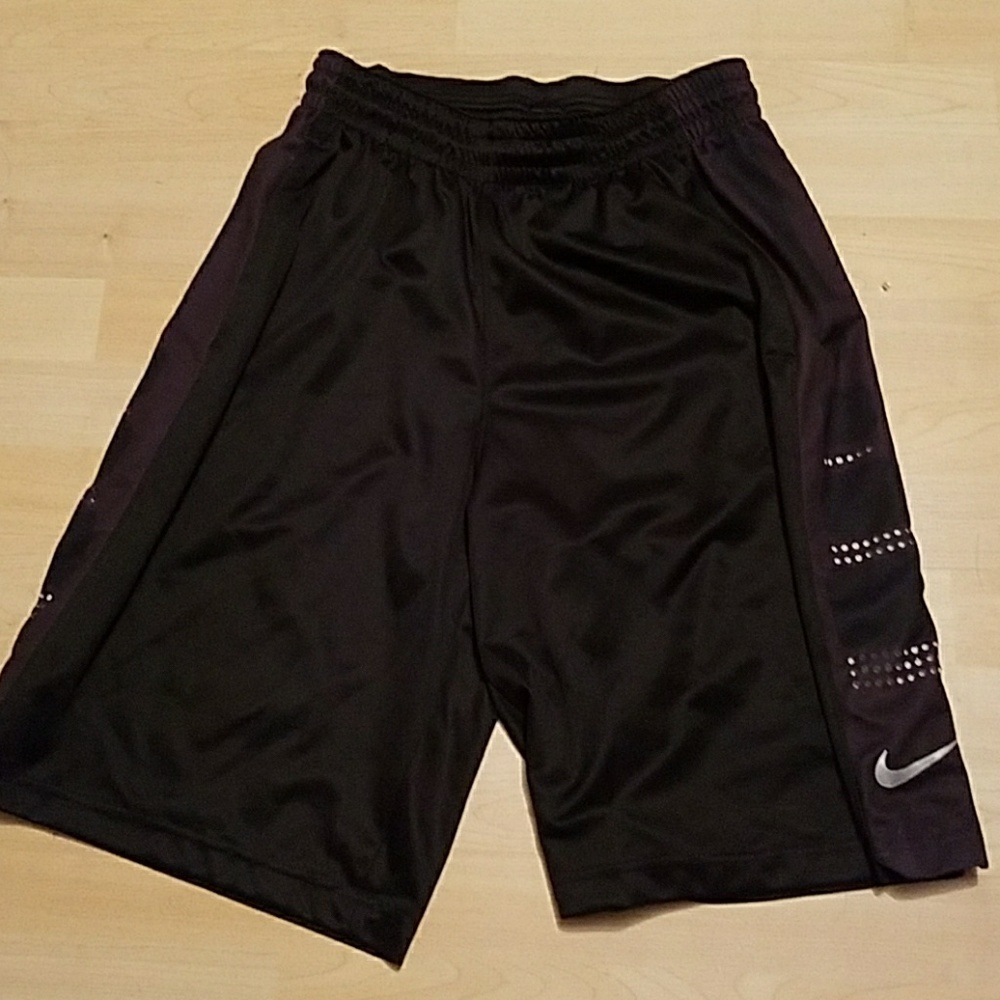 Nike elite shorts