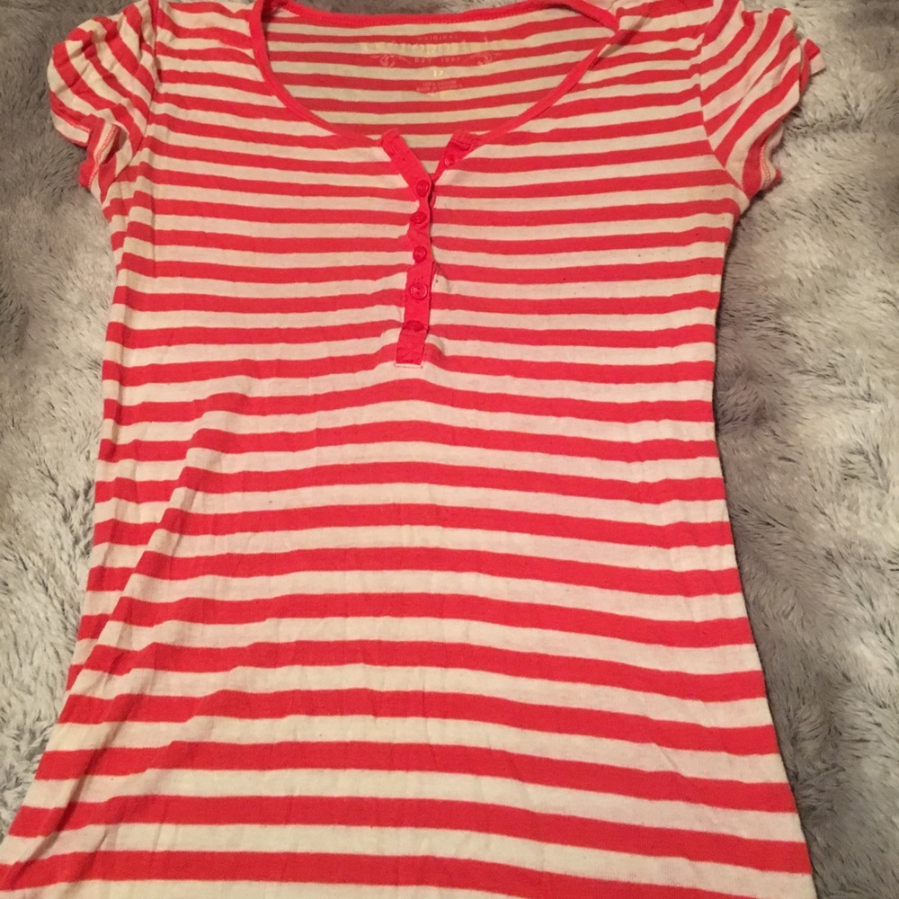 Aeropostale striped pink and white t-shirt