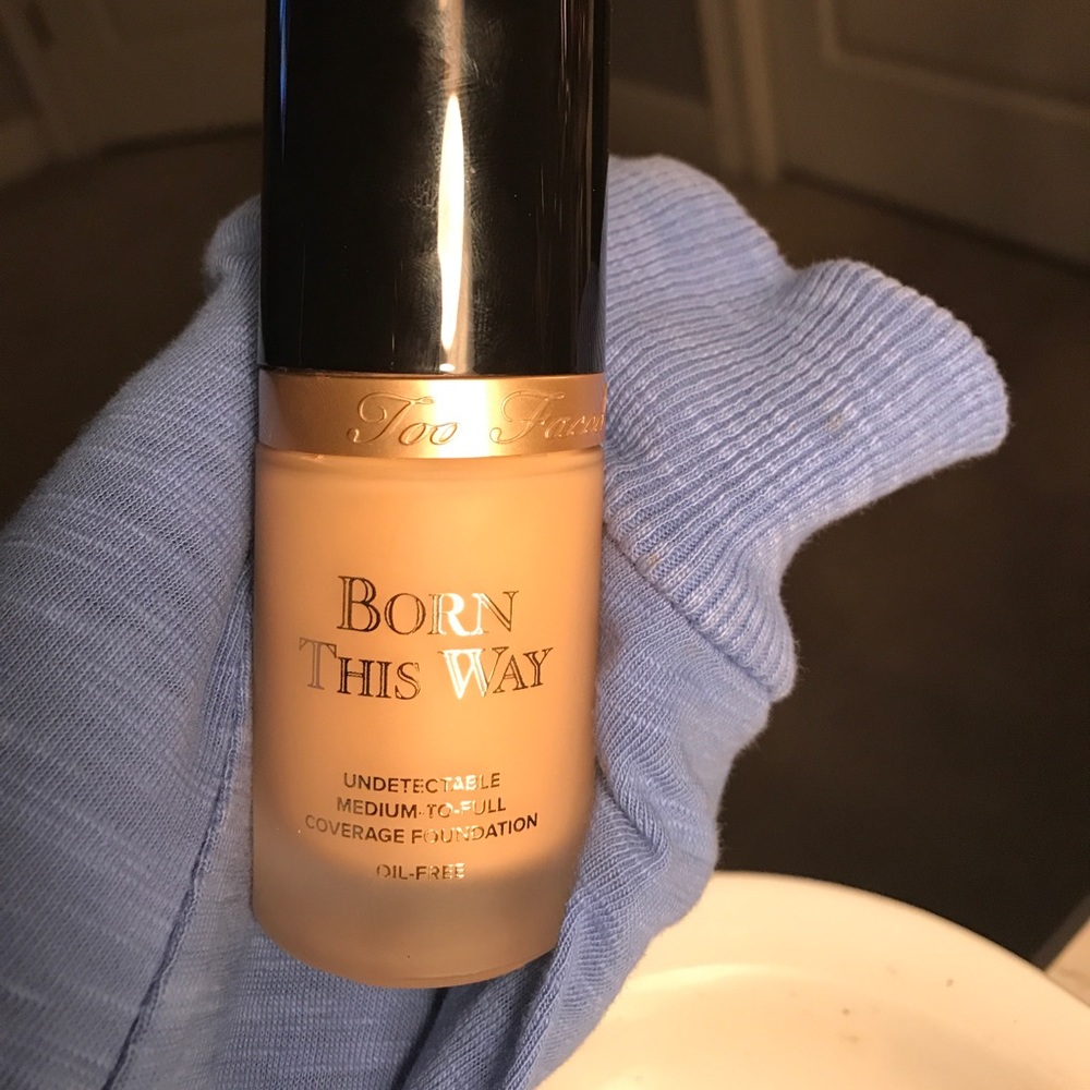 vanilla shade born this way too faced foundation