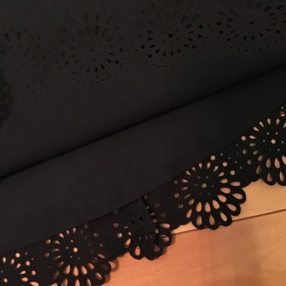 Loft Petites Black Skirt - Picture 2 of 3