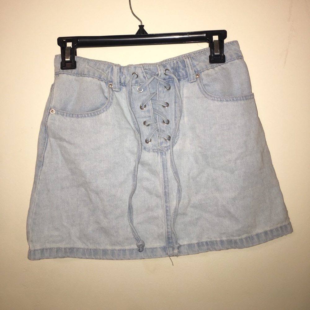 Lace up denim skirt