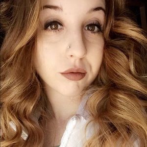 Meet your Posher, Gabrielle