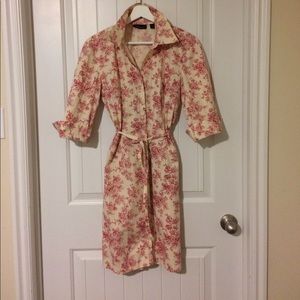 🍁Beautiful toile belted shirt dress