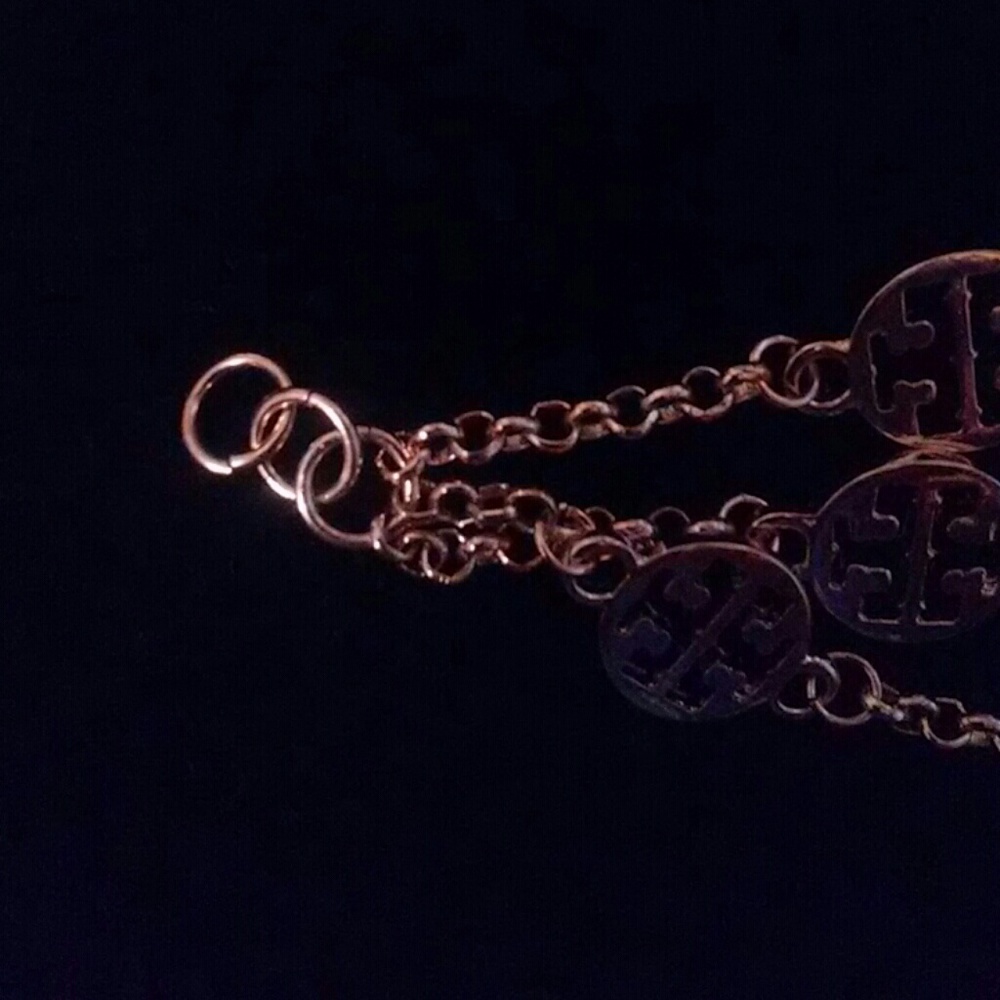 NWOT Tory Burch Gold 3 Strand Bracelet w/pouch - Picture 5 of 7