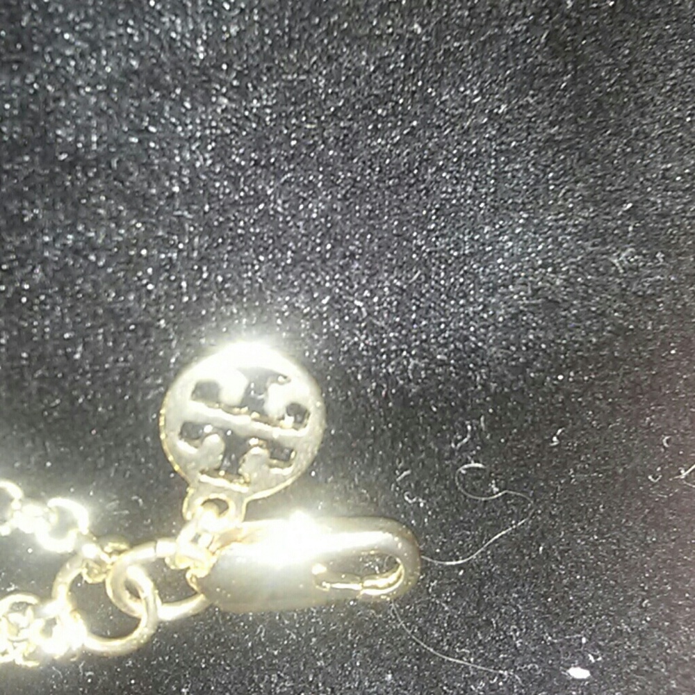 NWOT Tory Burch Gold 3 Strand Bracelet w/pouch - Picture 6 of 7