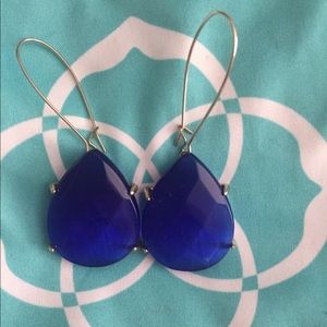 Kendra Scott Allison earring. Blue and gold.