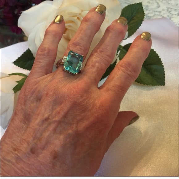 6.26 Total Ct. Aquamarine Ring - Picture 3 of 7