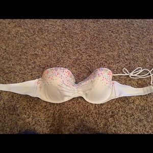 Strapless bikini top