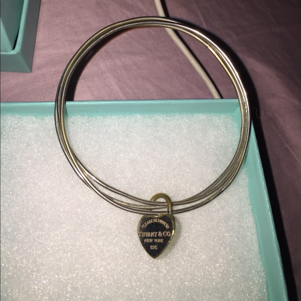 Authentic T&Co 3 Connected Bangle with T&Co charm