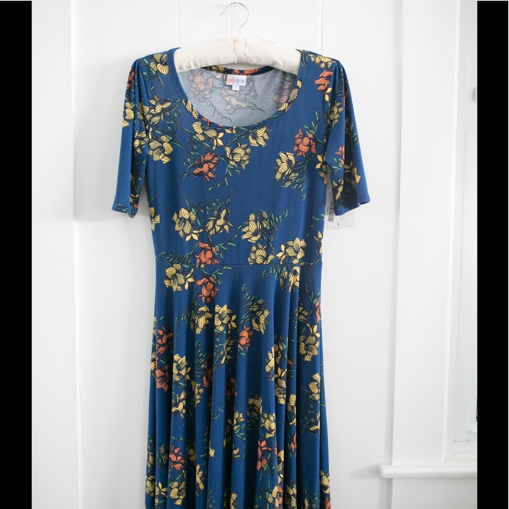 Floral LuLaRoe Nicole