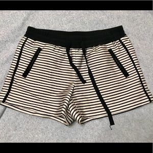 Drawstring black and off white striped shorts