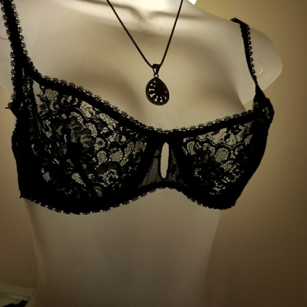 Victoria Secret Very Sexy lace bra