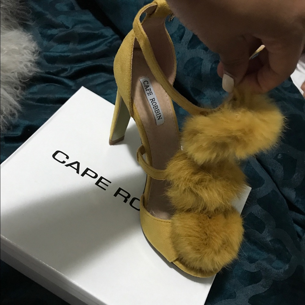 Mustard yellow Pom-Pom heels
