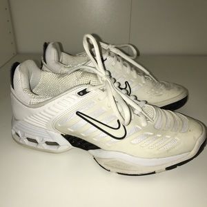 Women's Nike Zoom Air Tennis Shoes, Size 7.5