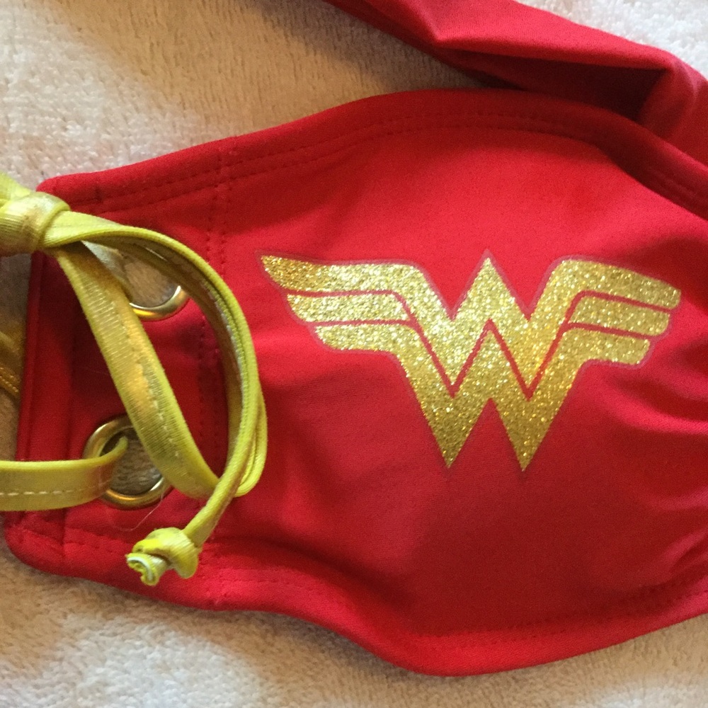 Wonder Woman Bikini Top 🌺🌺