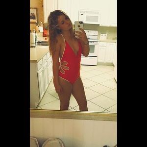 Meet your Posher, Chloe