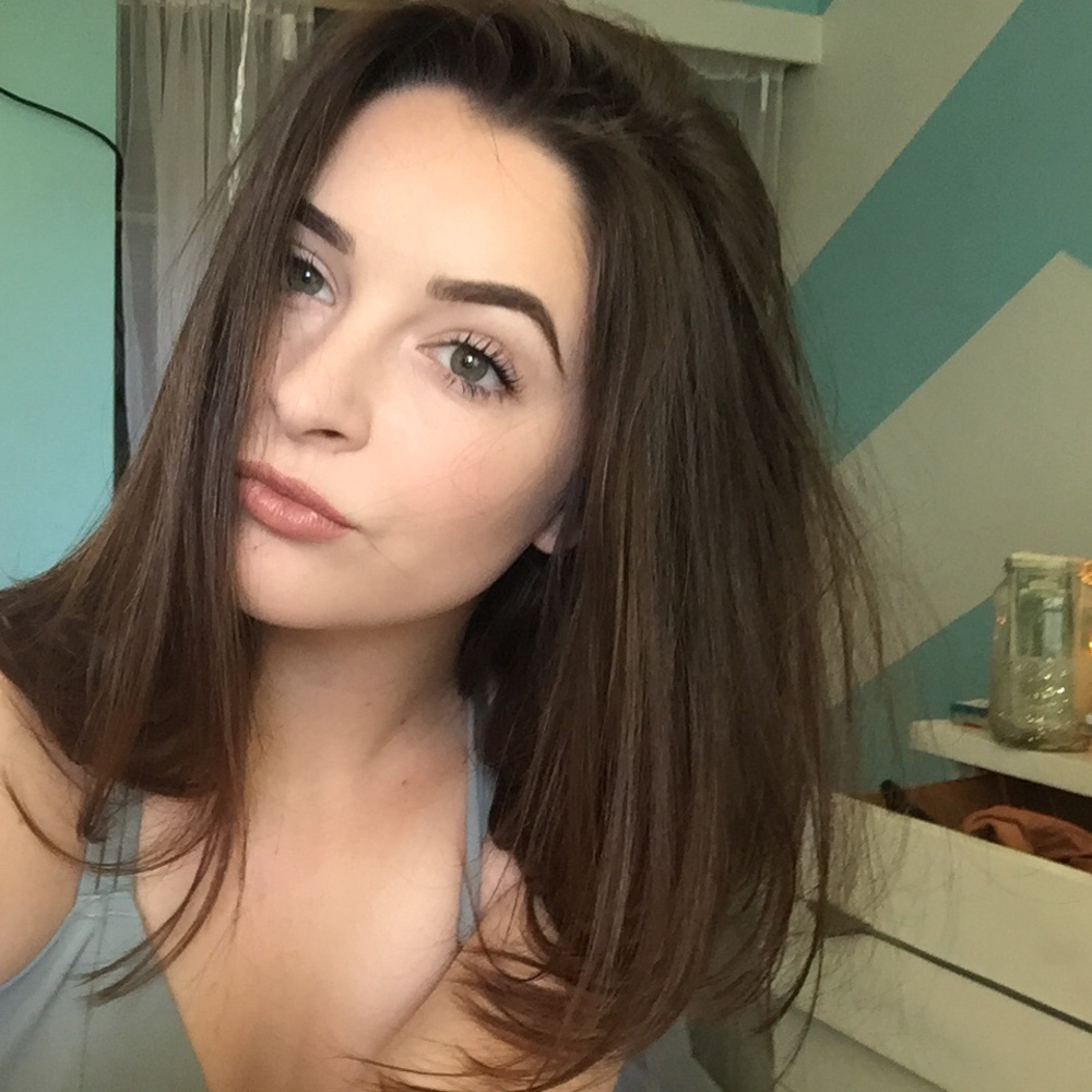 Meet your Posher, Kaitlyn