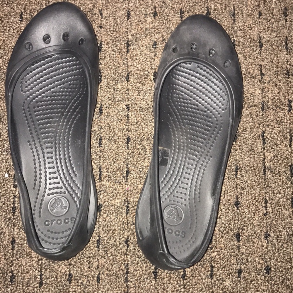 Black Crocs size 9 W
