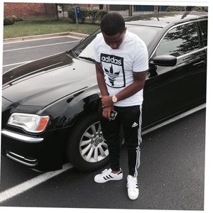 Meet your Posher, Chris