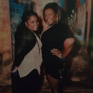 Meet your Posher, Sharmaine