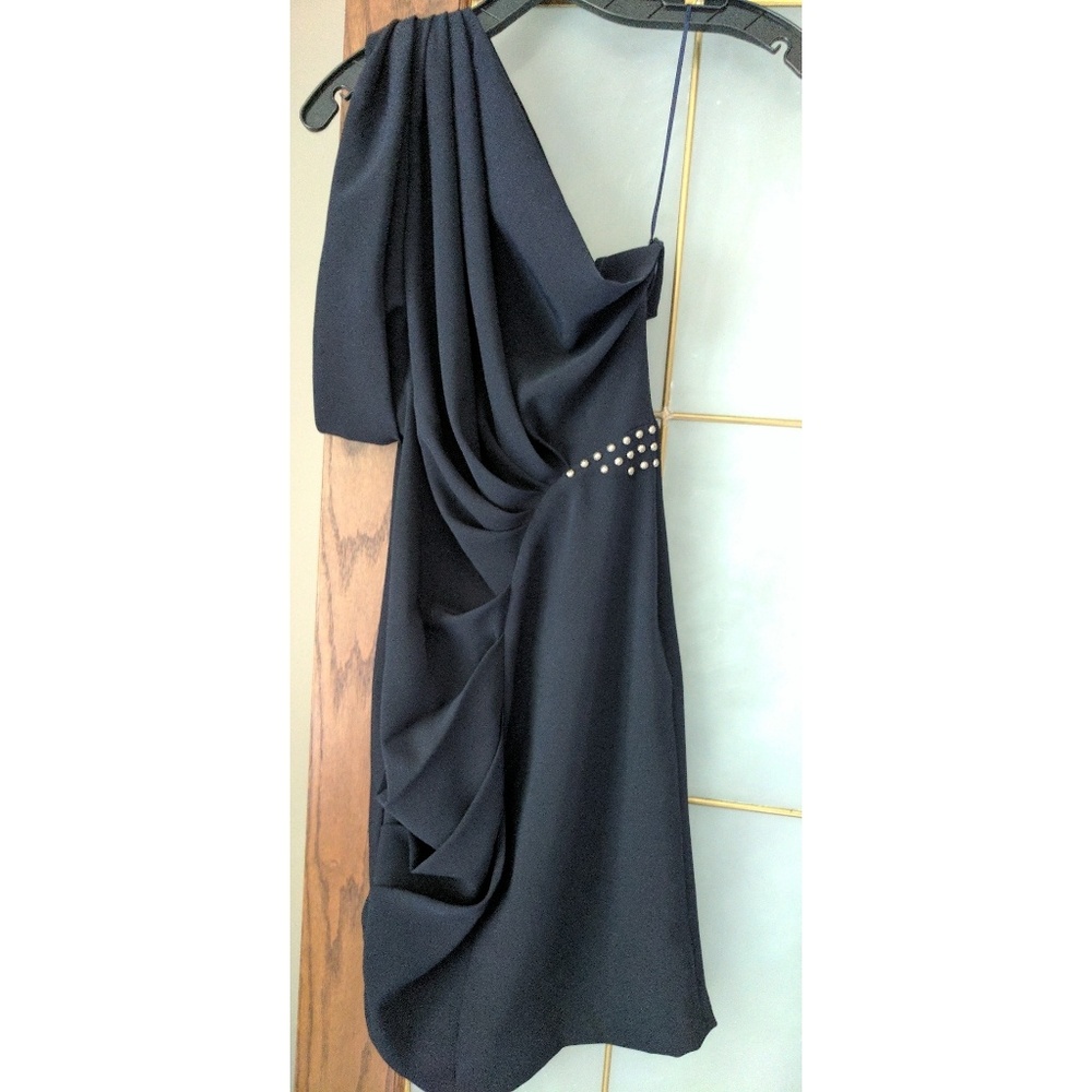 Eva Franco black one-shoulder gown, size 2