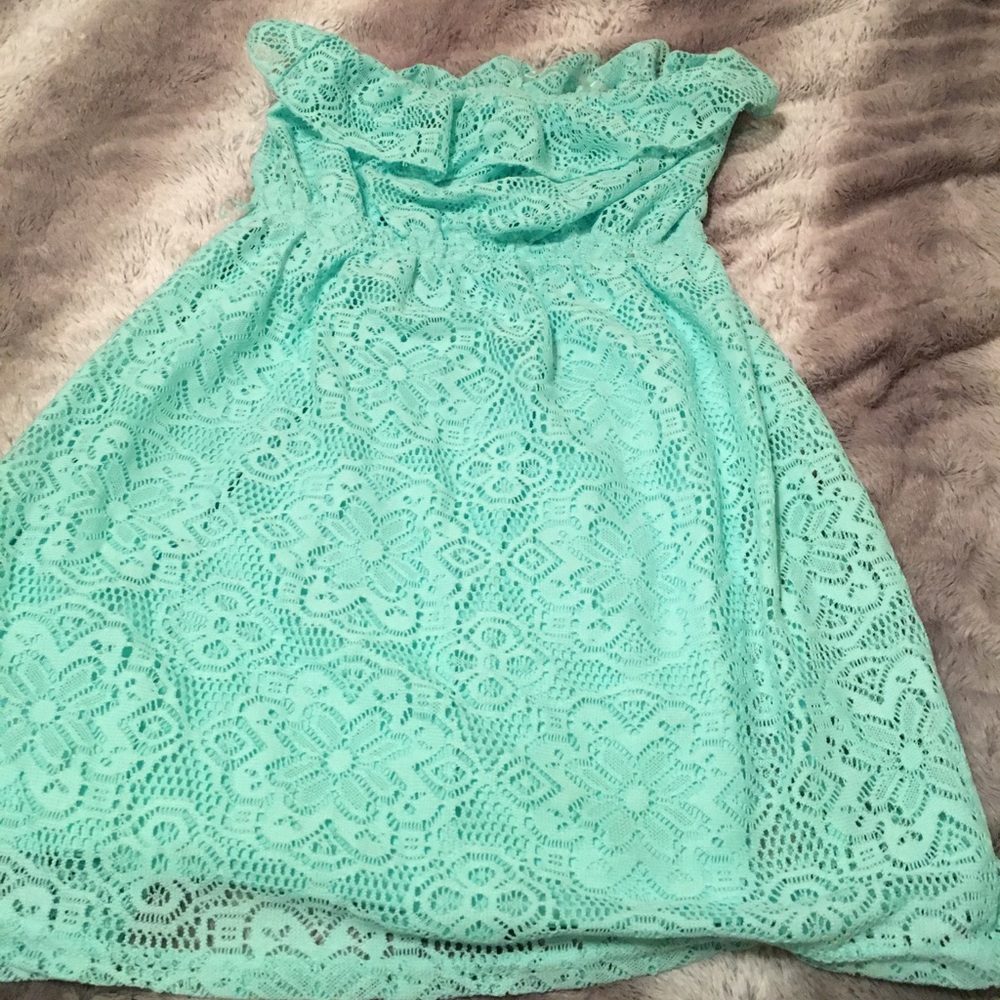No Boundaries strapless turquoise lace dress