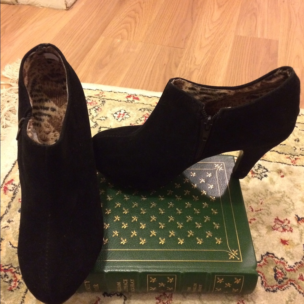 Black heals - Picture 2 of 8