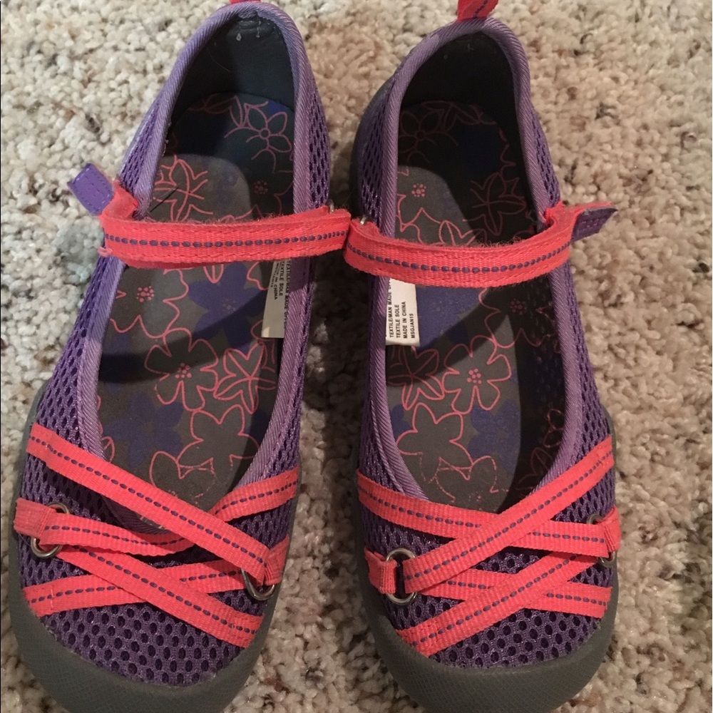 Size 13 girls summer shoes