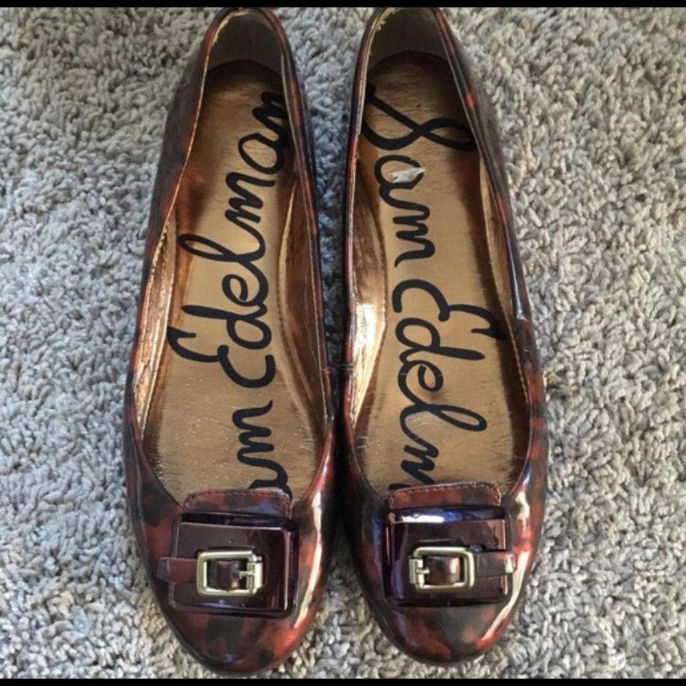 Size 7 flats worn once