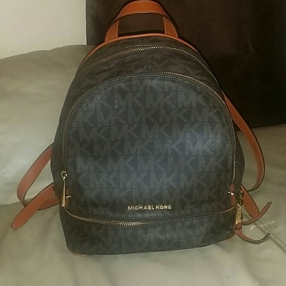 Mk backpack with dustbag included